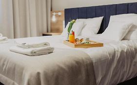 Molto Bene Hotel & Restaurant